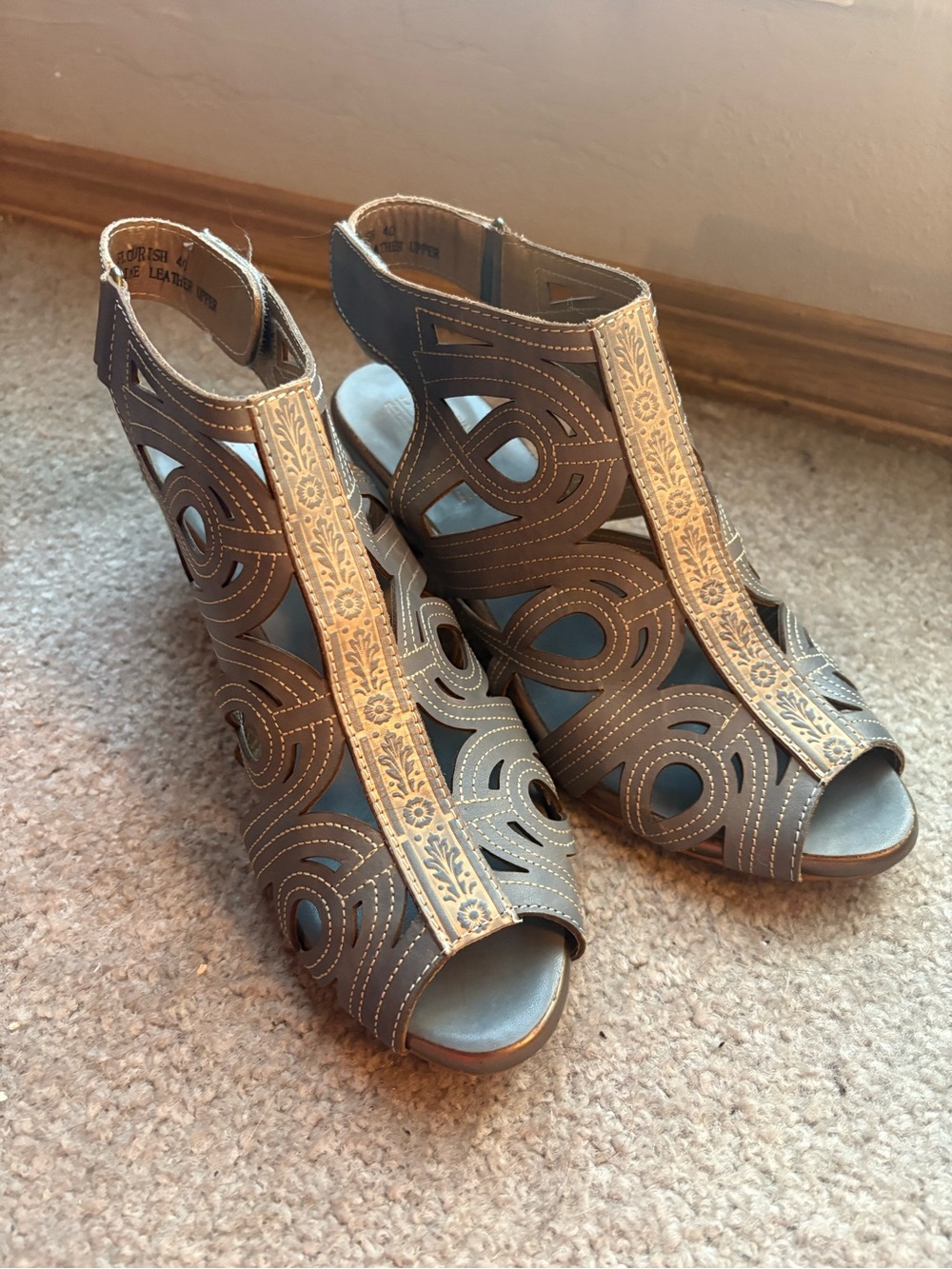 L’Artiste Spring Step Flourish EU 40 Leather Gladiator Wedge Sandals Boho